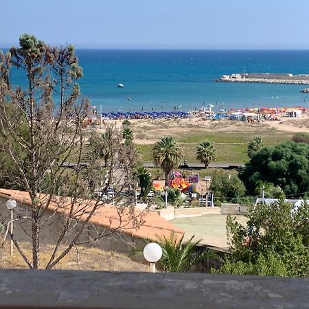 Hotel La Bussola à Porto Palo Extérieur photo