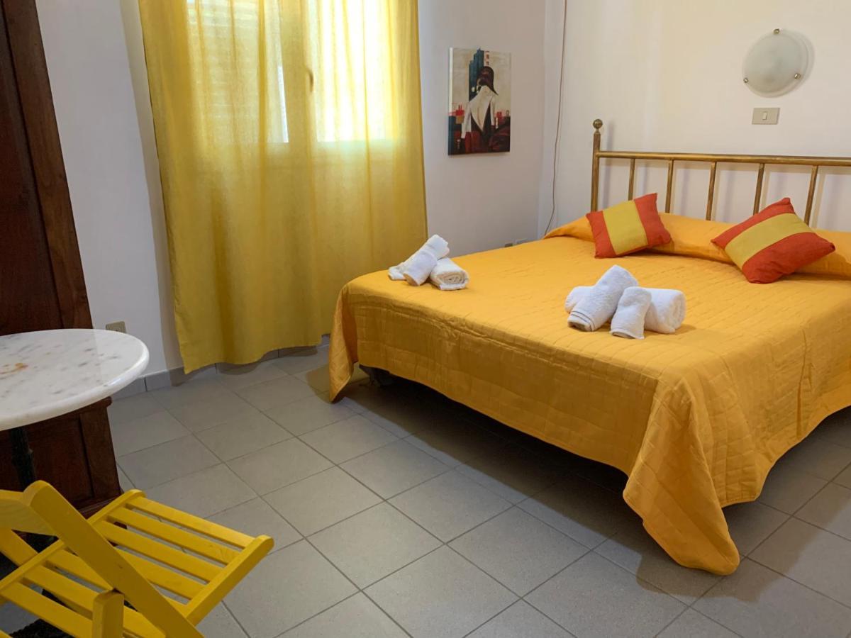Hotel La Bussola à Porto Palo Extérieur photo