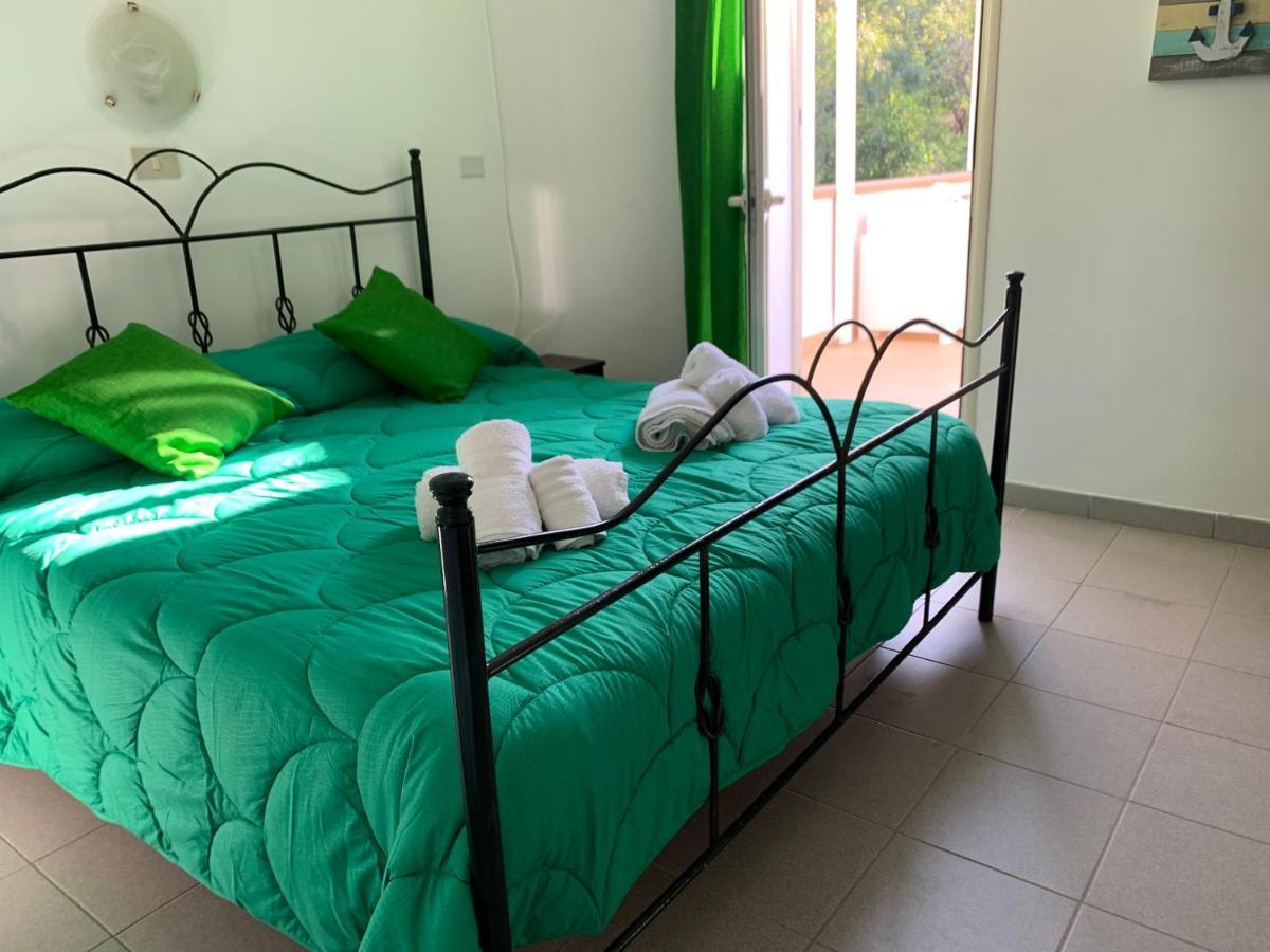 Hotel La Bussola à Porto Palo Extérieur photo